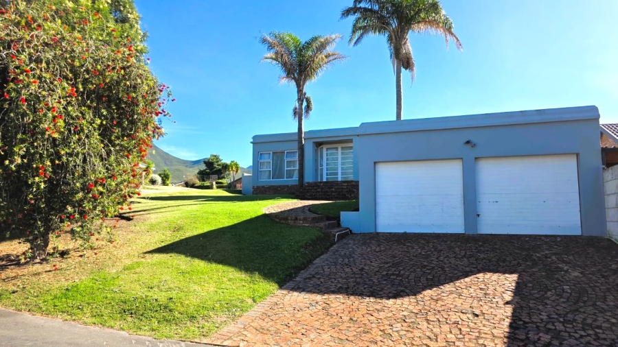 3 Bedroom Property for Sale in Denneoord Western Cape